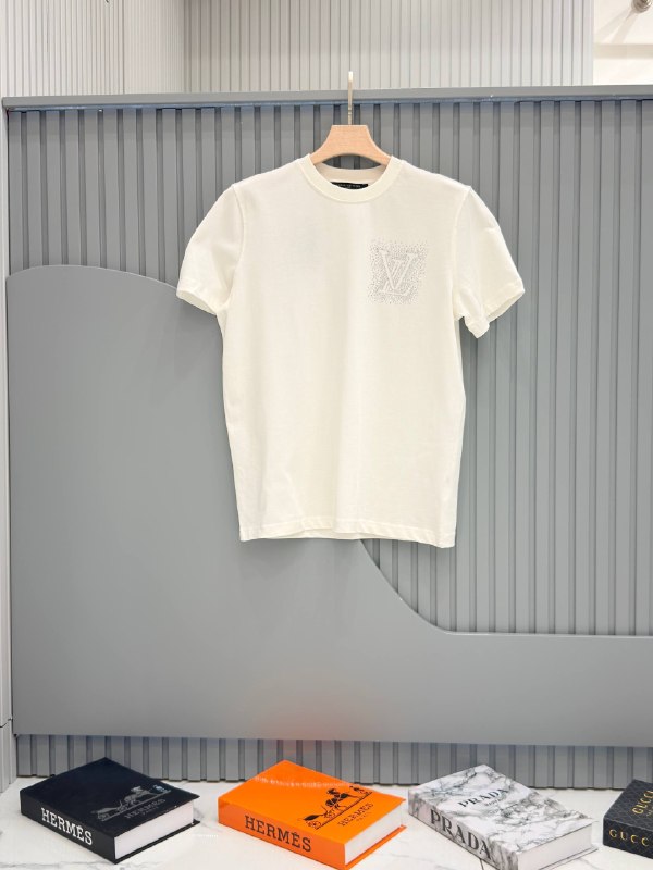 Apparel — TGCPdBEqyl7J