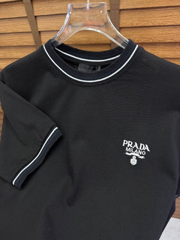 Apparel — TGCcZ8rxCb-W view