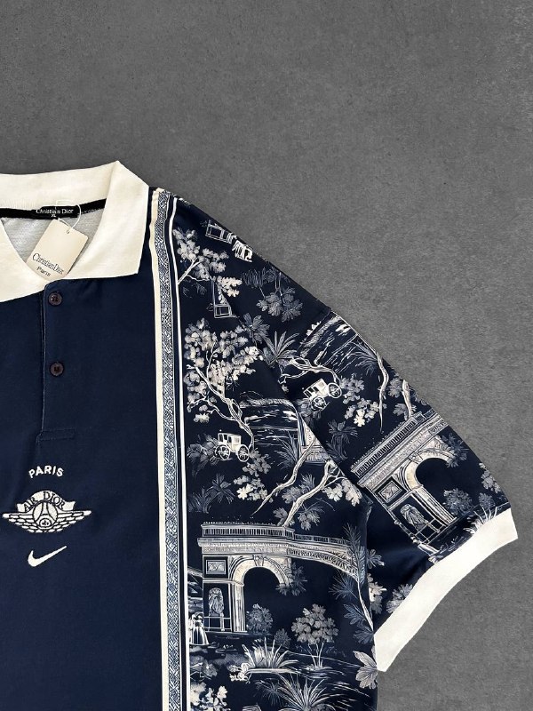 Apparel — TGCi_Agj-UoU view