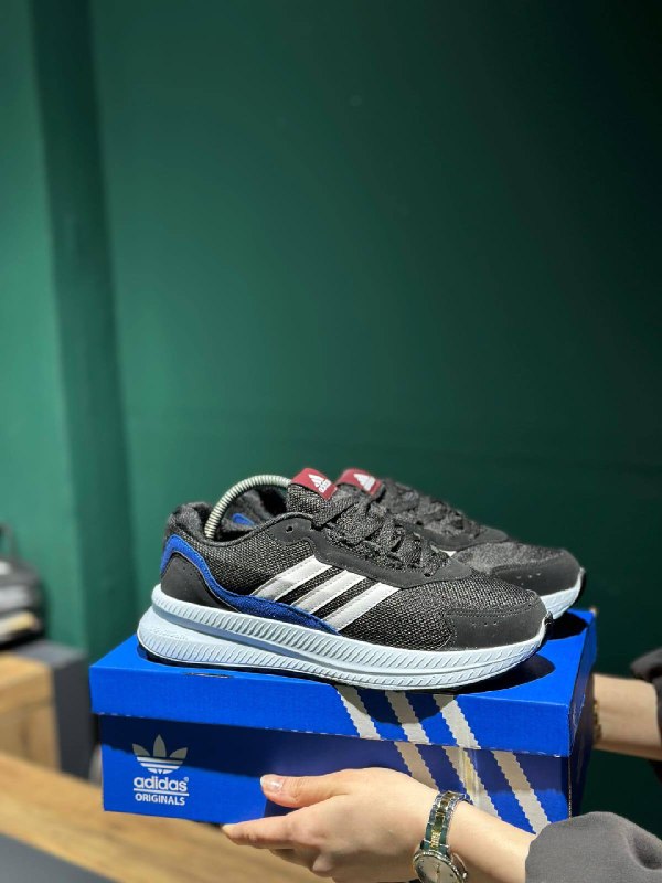 Men's Sneakers — TGClf75ZRcb9 view