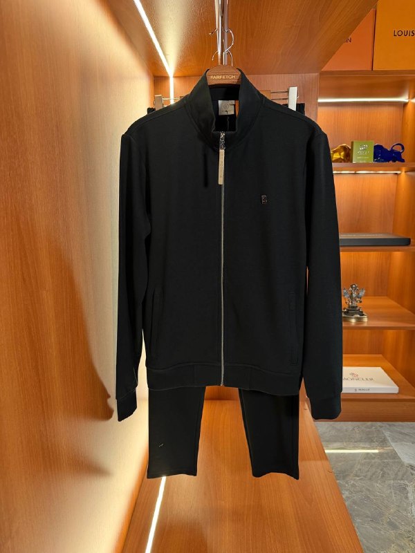 Apparel — TGCn7O-lYruM