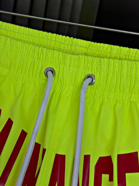 Apparel — TGCqkEzV2B3O view 2