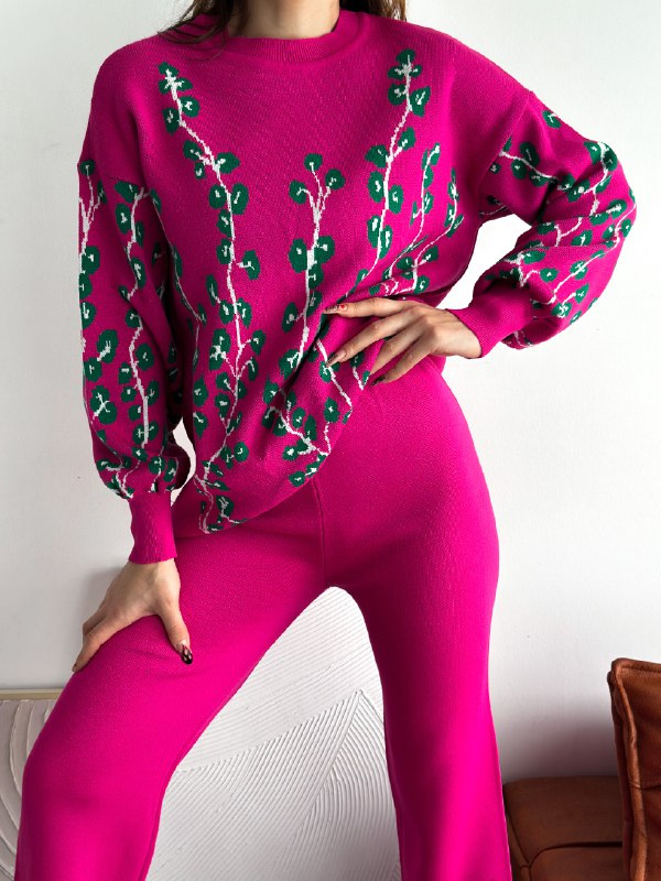 Apparel — TGCvWzSD1Pjn view