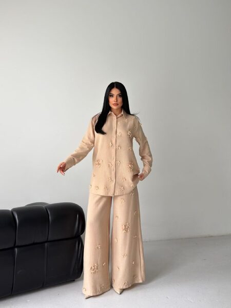 Apparel — TGCwkvf3fwYm
