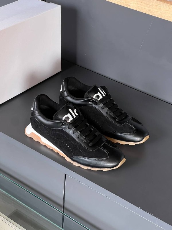 Women's Shoes — TGCxaHjLLc3Q
