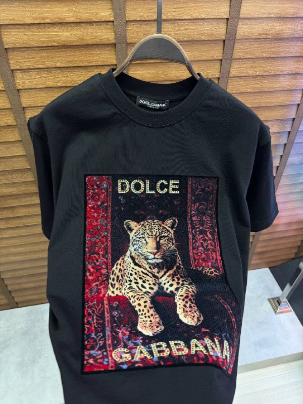 Apparel — TGD5MNs72ksK