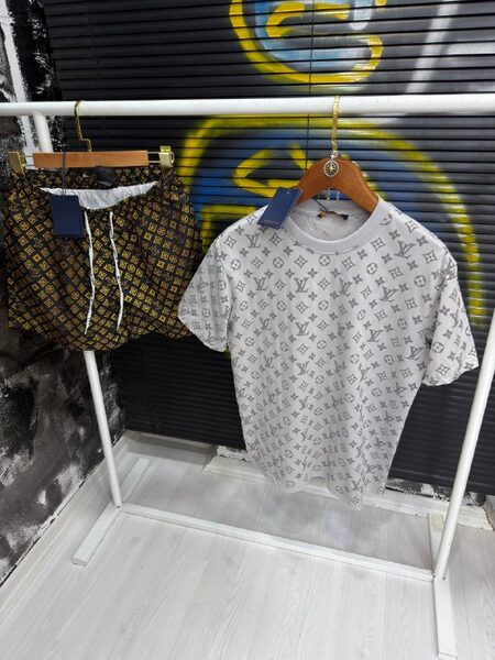 Apparel — TGDJh3O0Glnk view 6