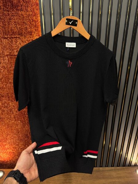 Apparel — TGDKJs6ZMXSq