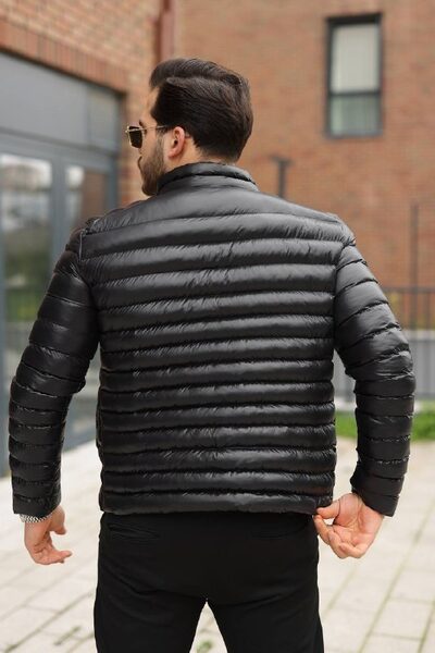 Apparel — TGDL0WCojuvN view 3