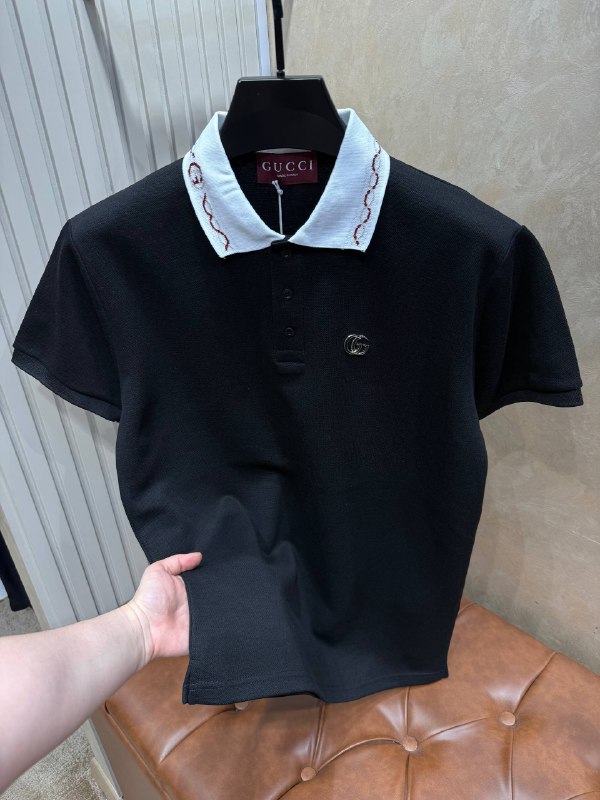Apparel — TGDODq06gPh9