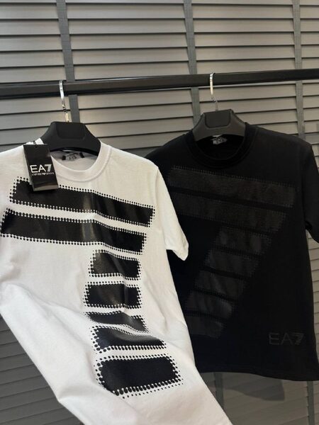 Apparel — TGDPb8F5YDfG view 2