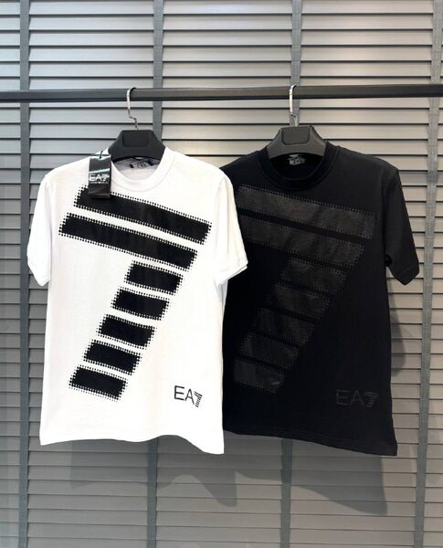 Apparel — TGDPb8F5YDfG view 3