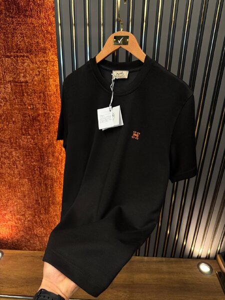 Apparel — TGDi0E8syDsz view 5