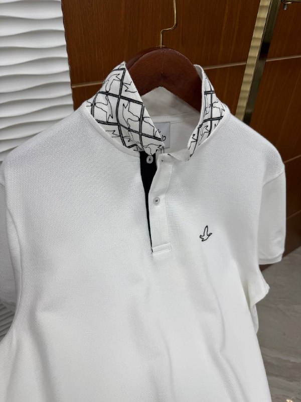 Apparel — TGDj2JDzkJiJ view