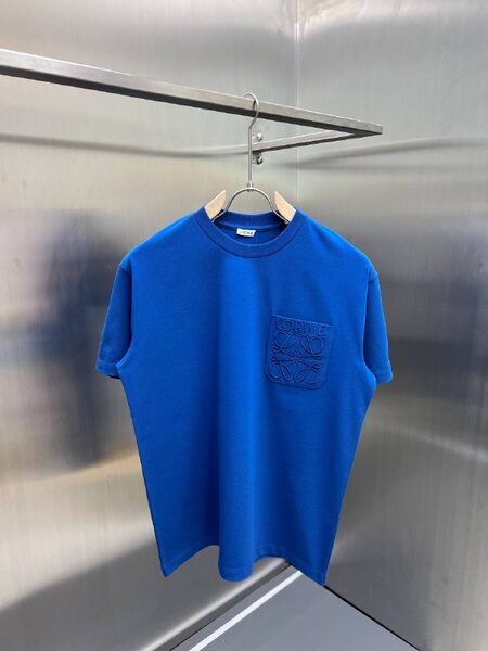 Apparel — TGDtevmxSAEe
