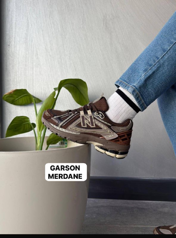 Men's Sneakers — TGDyEH-az2qm view
