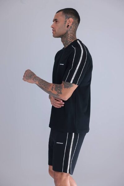 Apparel — TGDyq7HIh-bB view 3