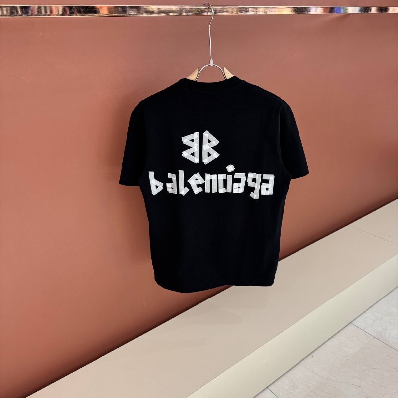 Apparel — TGE6rduDe2NT view