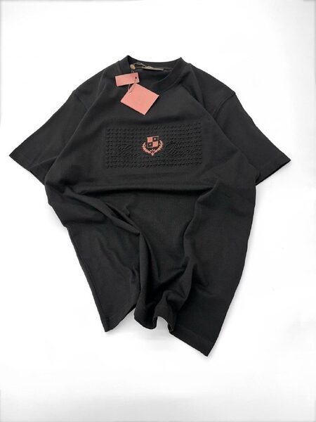 Apparel — TGEB0wAd_hfc
