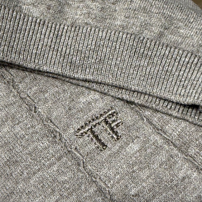 Apparel — TGEBoPo6EDwE view