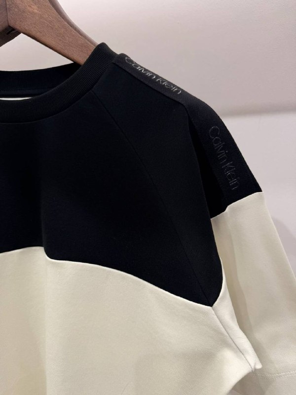 Apparel — TGEDoR9vuwaY view