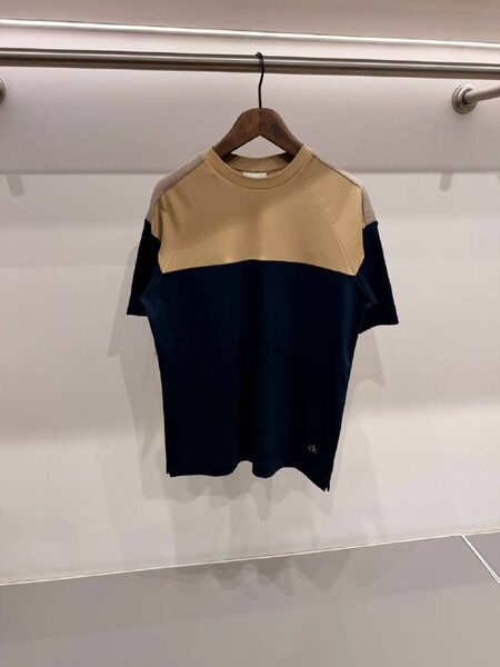 Apparel — TGEDoR9vuwaY view 7