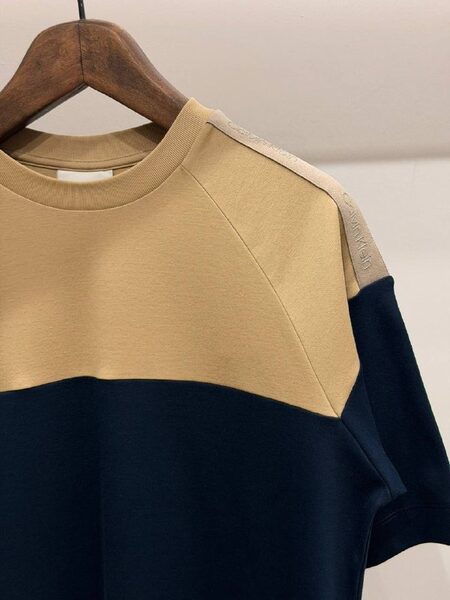 Apparel — TGEDoR9vuwaY view 8