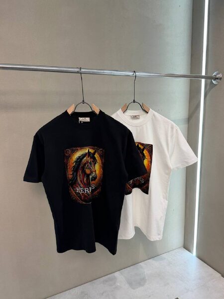 Apparel — TGEJghCjfTi8 view 3