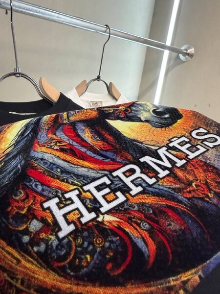 Apparel — TGEJghCjfTi8 view 5