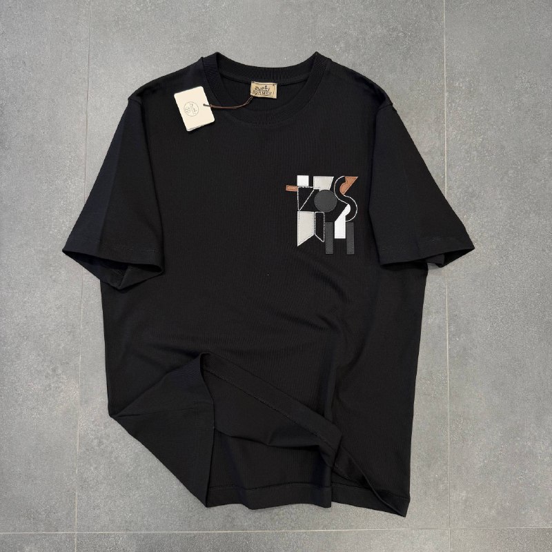 Apparel — TGEMWFC4Xk5- view