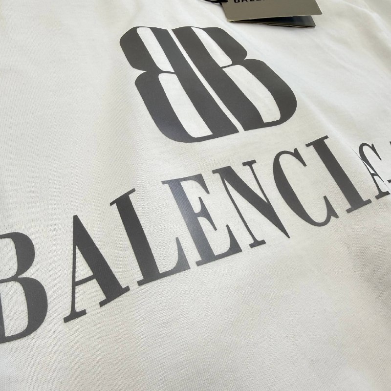 Apparel — TGEMn87l9aKA view