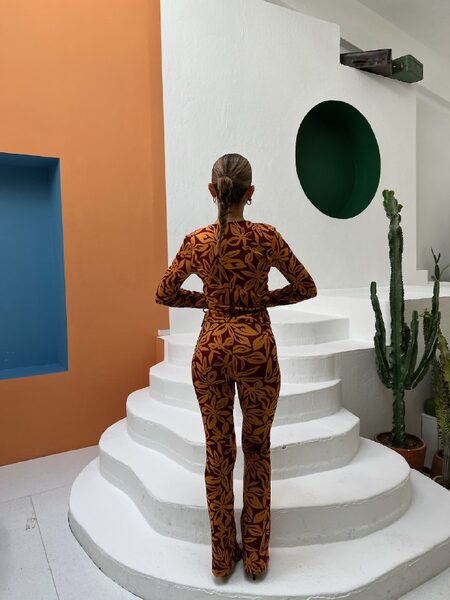 Apparel — TGEeMH8IxB7z