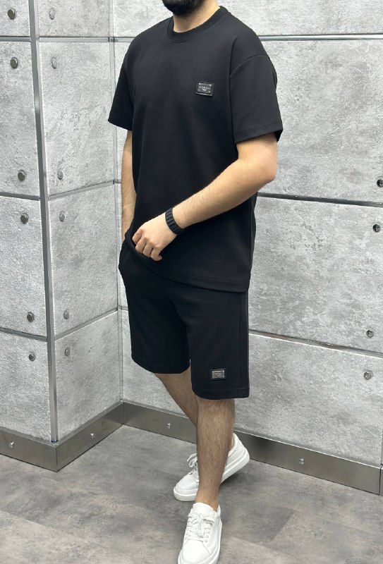 Apparel — TGEjeFt5fZ5F view