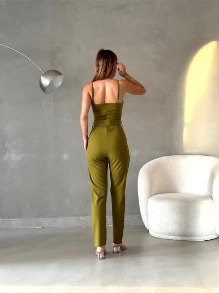 Apparel — TGEmJ05hNzfU view 4