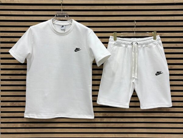 Apparel — TGEqa9cpEsdt view 2