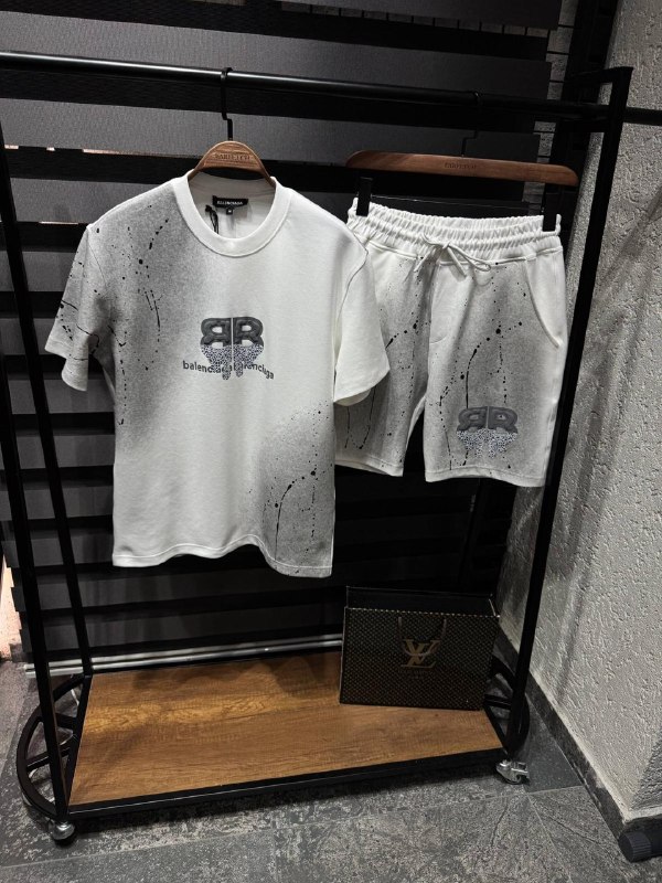 Apparel — TGF2lfm6f9F1