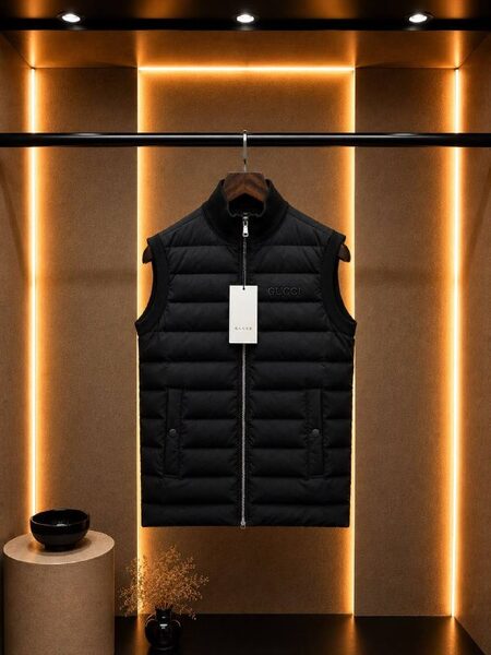 Apparel — TGF6LarS4PW1 view 3