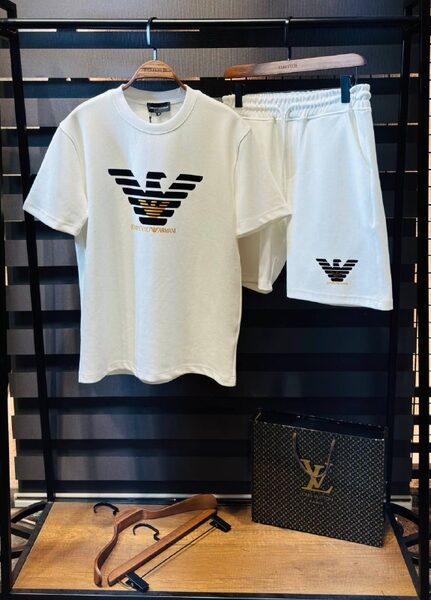 Apparel — TGF6ZnsM1LIs