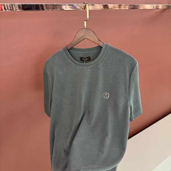 Apparel — TGFAfNp-ooWb view 3