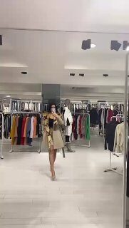 Apparel — TGFDia8W5YlE