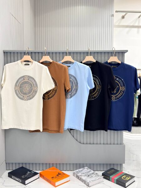 Apparel — TGFEgSww8YKQ view 3