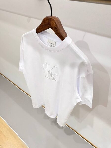 Apparel — TGFNgK44nFR3 view 2