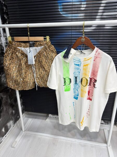 Apparel — TGFY4fKq3FdE view 6