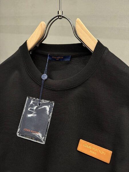 Apparel — TGFbO-rcXVqK view 5