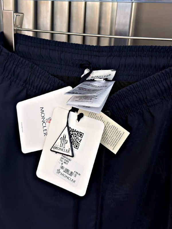 Apparel — TGFe0QjMSsnO view