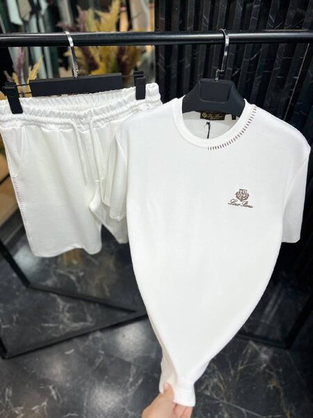 Apparel — TGFf21qdNcSZ view 4