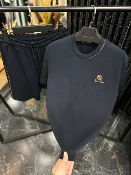 Apparel — TGFf21qdNcSZ view 5