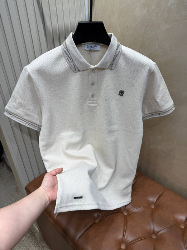 Apparel — TGFgK6ThoCqi