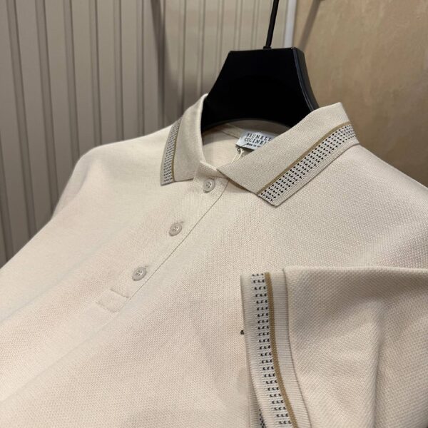 Apparel — TGFgK6ThoCqi view 3