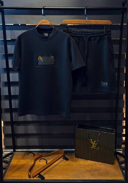 Apparel — TGFkGSeFbXx3
